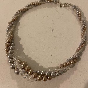 MULTIPLE STRAND TWISTED CHOKER.